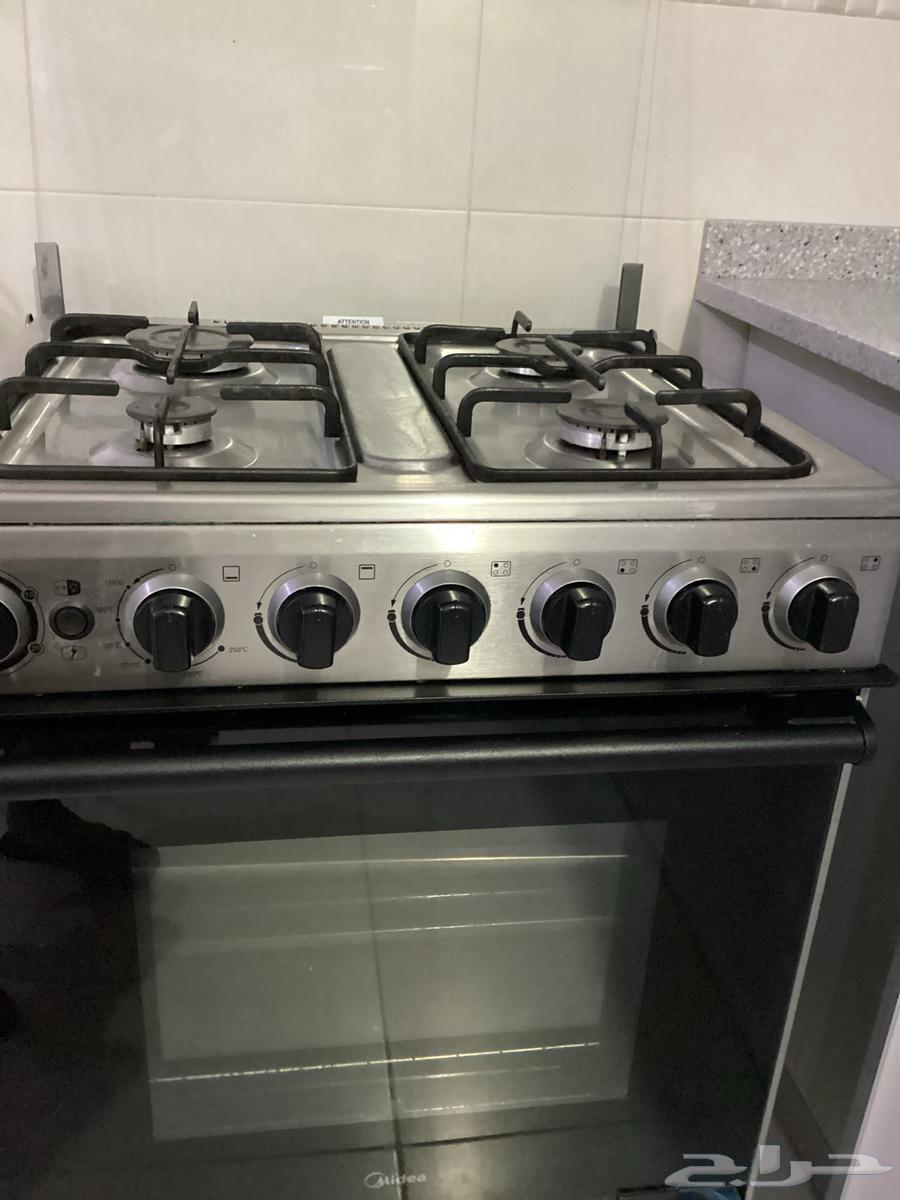 Media 4-burner gas stove64032111759489111