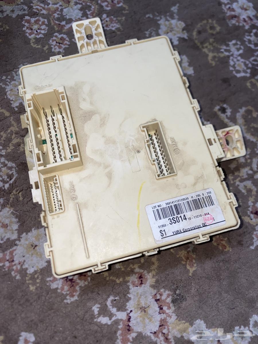 Internal Fuse Box and Decor for Sonata64304533255939110