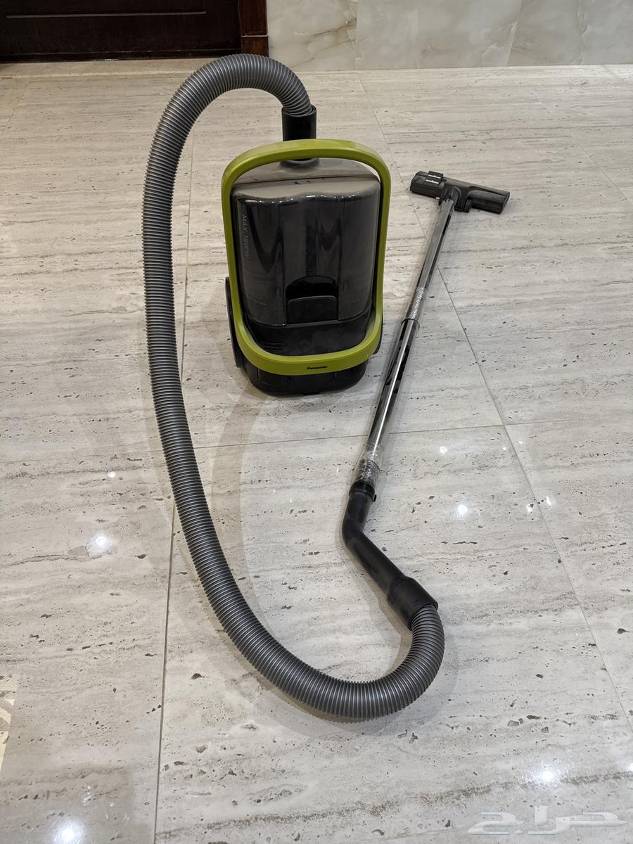 Sharira 470 brand electric vacuum for sale 170, needs maintenance only64024707160705110