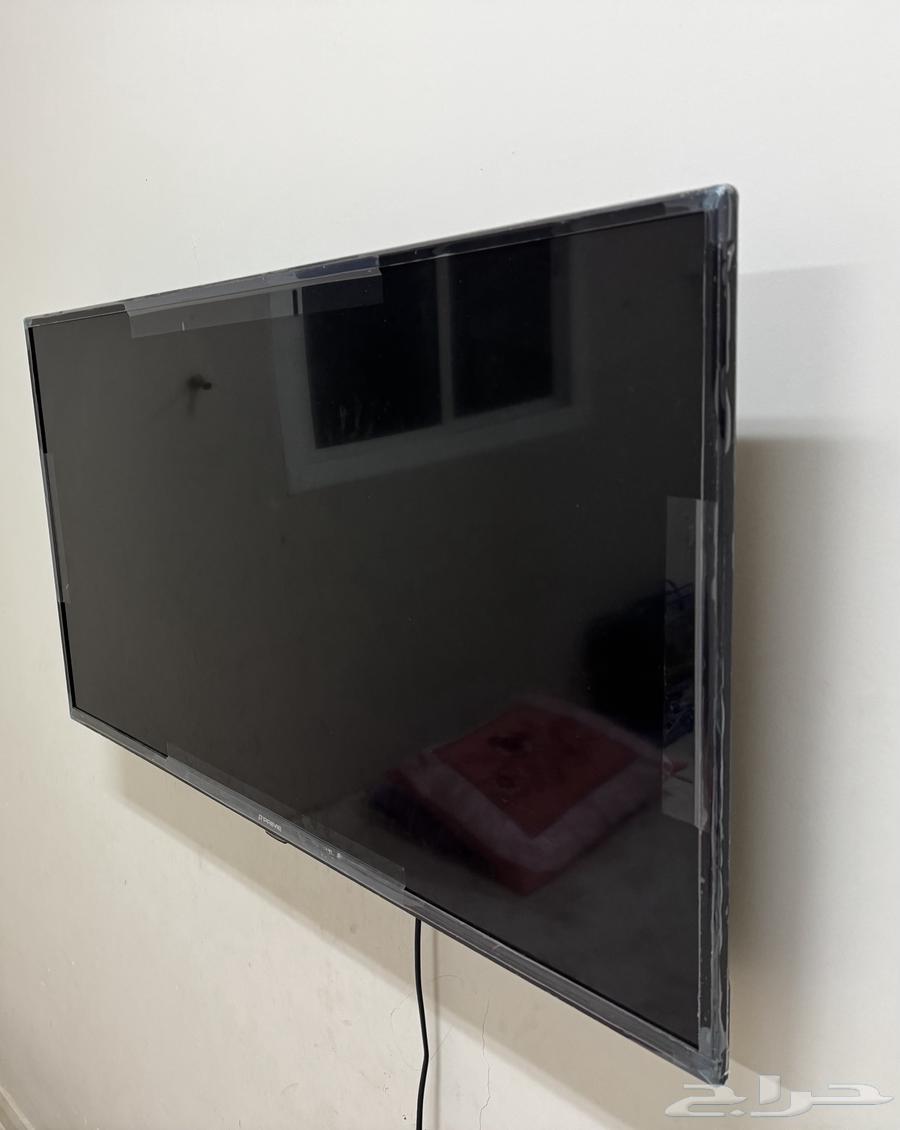 Prime 42-inch screen, new condition with box, light use64025255986305111