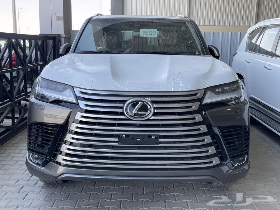 لكزس 2025 فئه BB سعودي ابيض وتيتانيوم64313343283970111