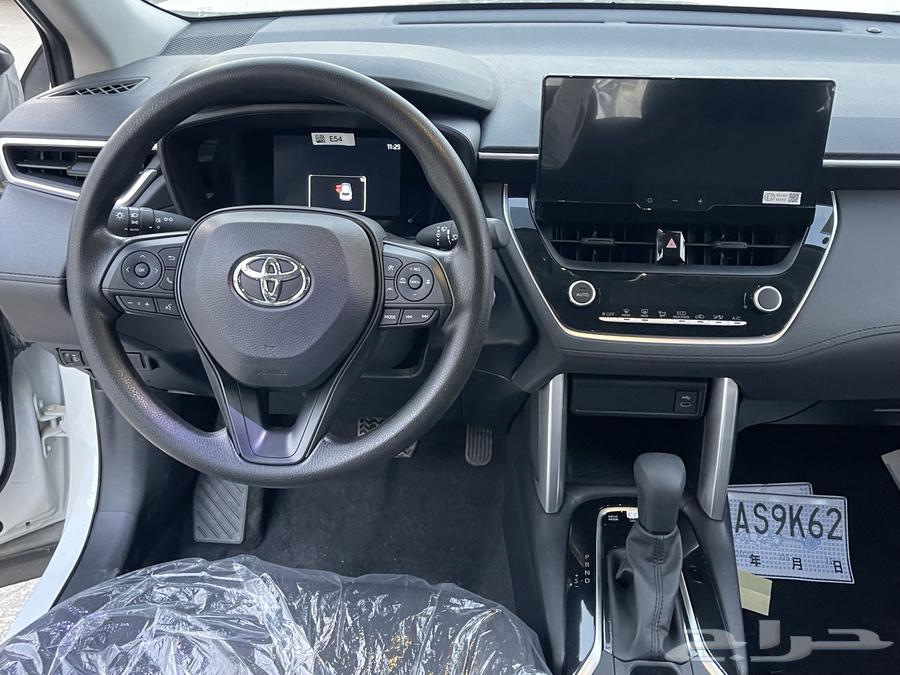 كورلا كروس2025 فل ابشن هايبرد2.0 اصفار64313506510083112