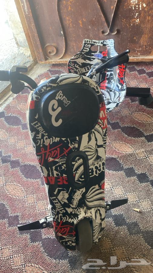 New scooter for sale, price negotiable64036715082243110