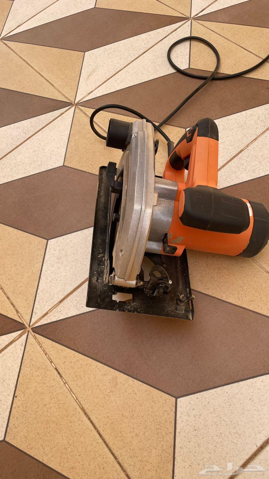 منشار كهربائي دائري 1400 واط( تم البيع )64309815019649110