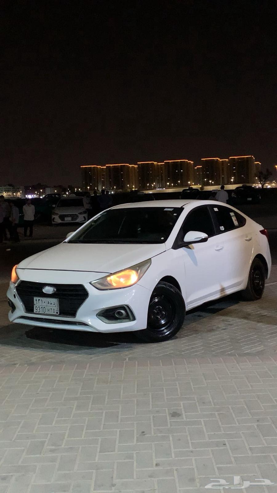 اكسنت نظيف جدا للبيع او للبدل بهايلوكس اوتوماتيك64316264771971111