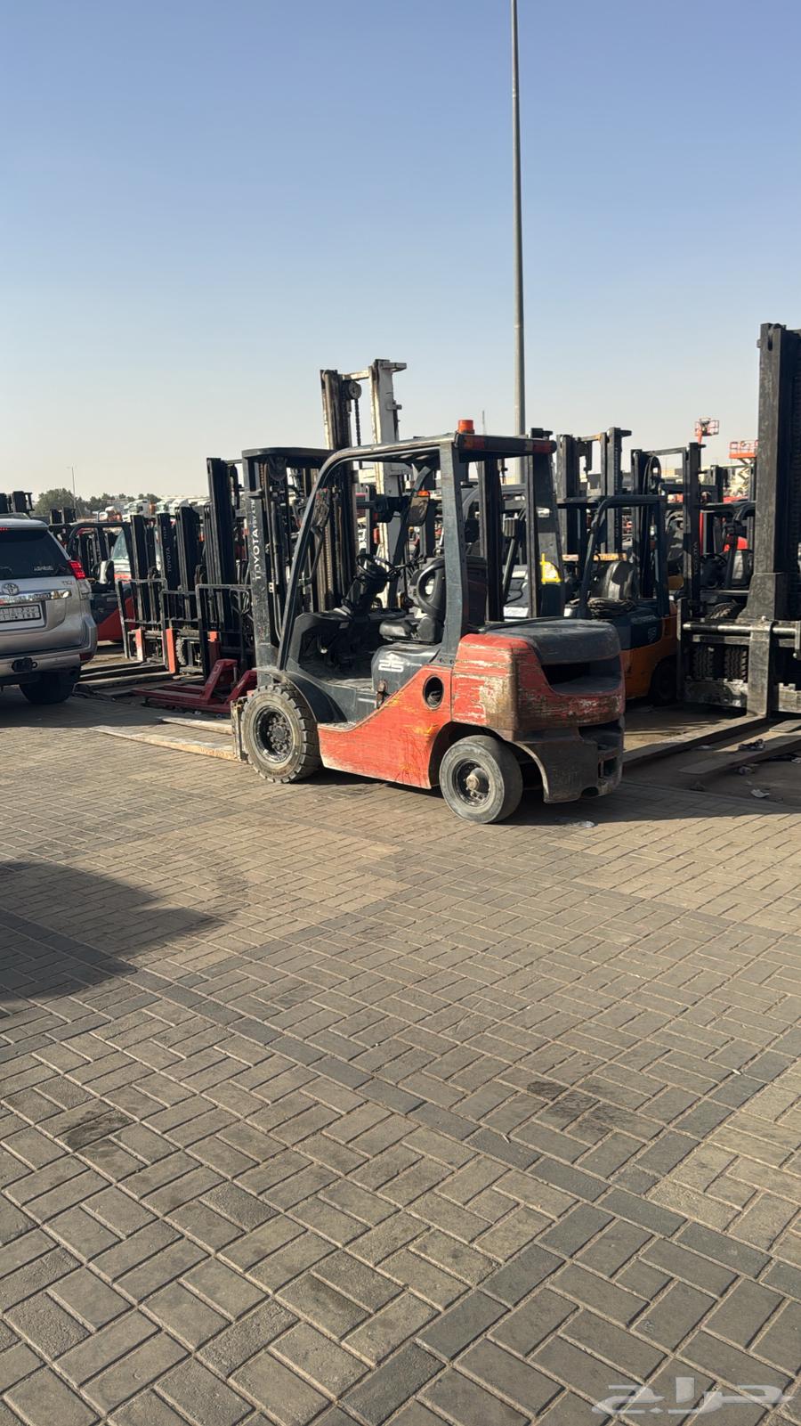 للأيجار جميع انواع الروافع الشوكيه64318025372163114