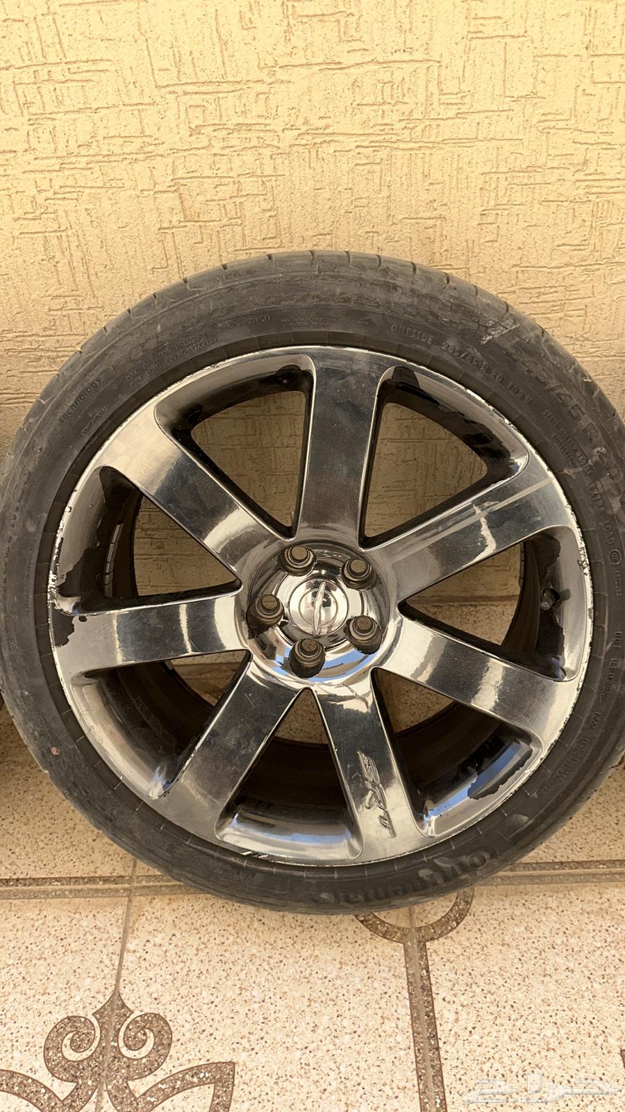 للبيع جنوط SRT64318528296706113