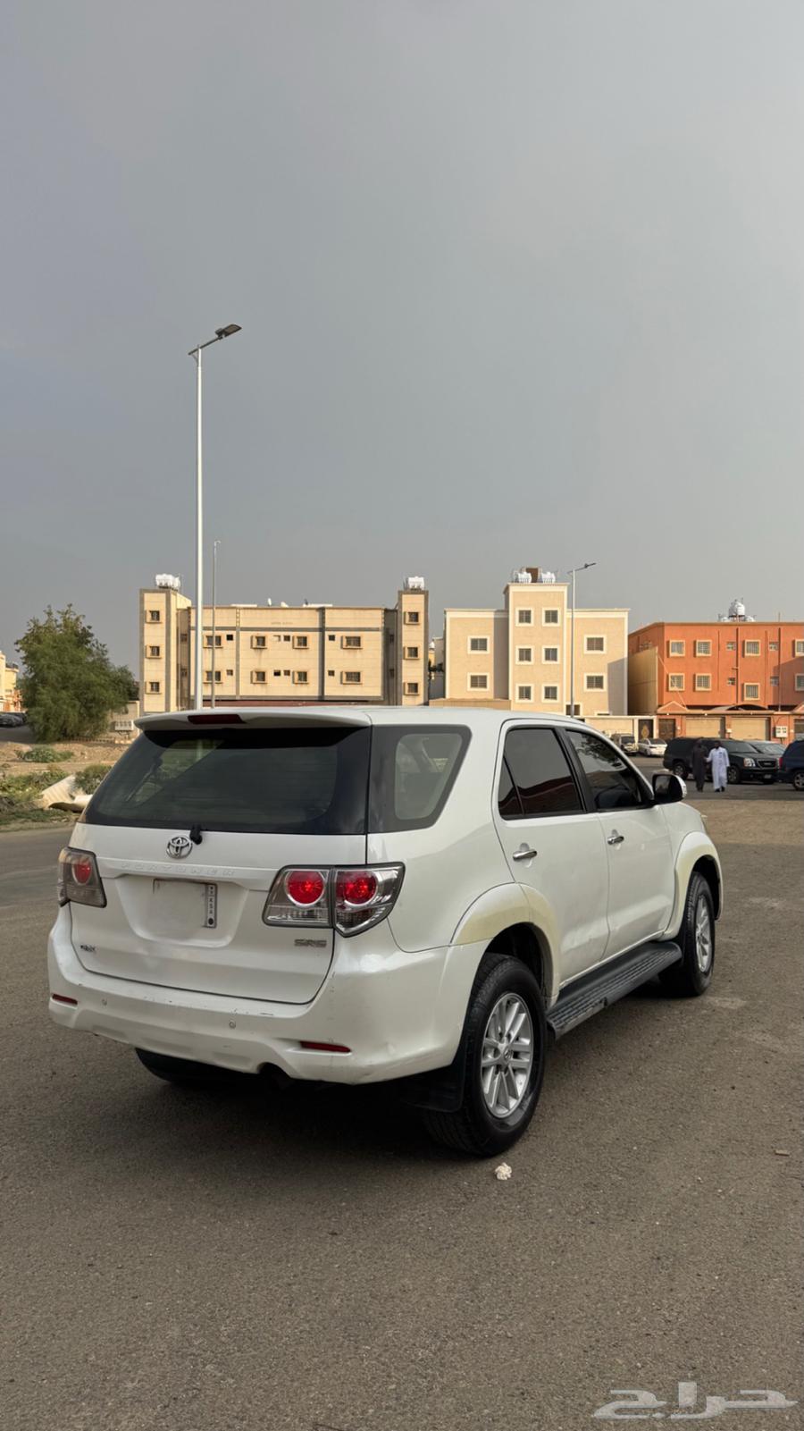 للبيع فورشنر 4سلندر نظيف64321951081089110