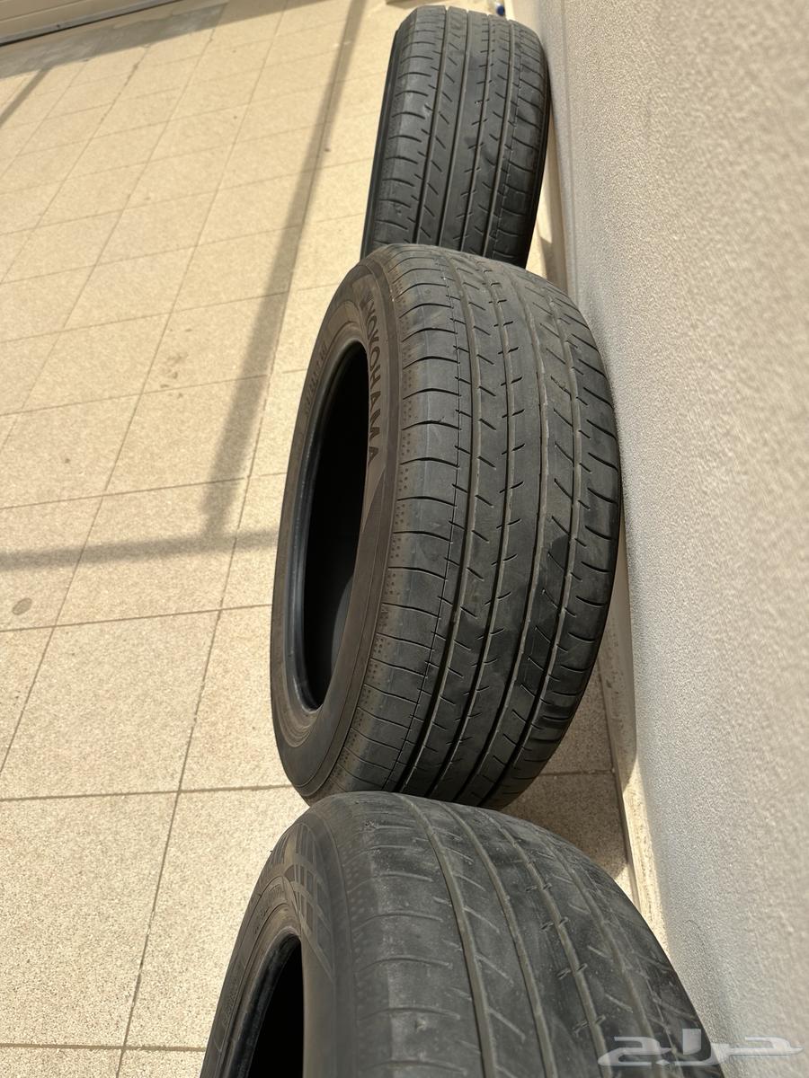 Clean Used Tires64320217885057113