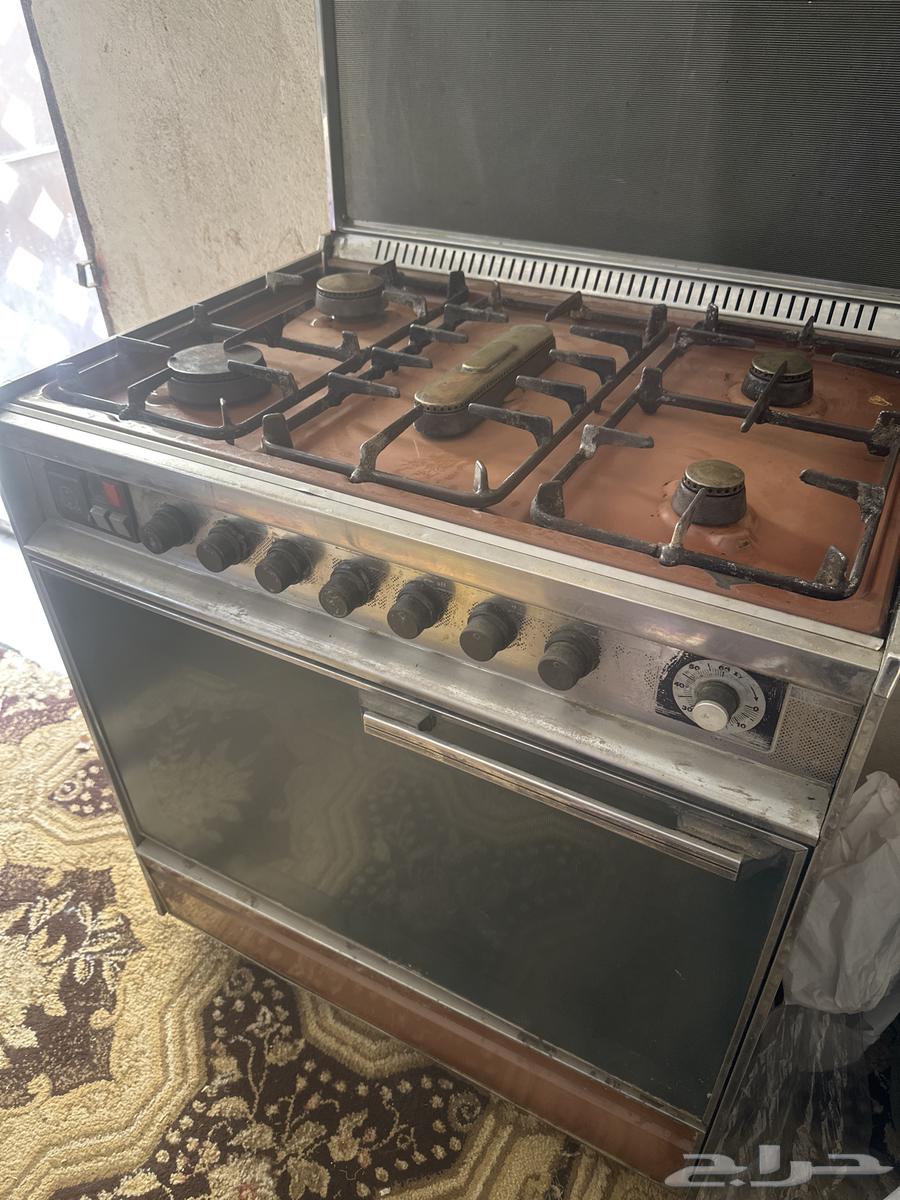 فرن إيطالي اصلي قديم نظيف جدا شغال كله64046752359297111