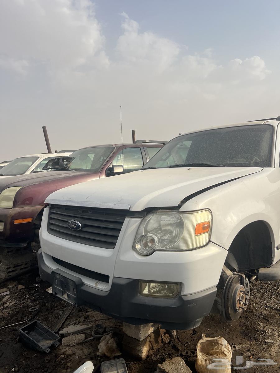 Ford Explorer63618054148611113
