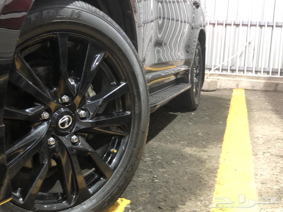 Lexus SUV 2020 (Black Edition) Passenger Announcement64324122675842113