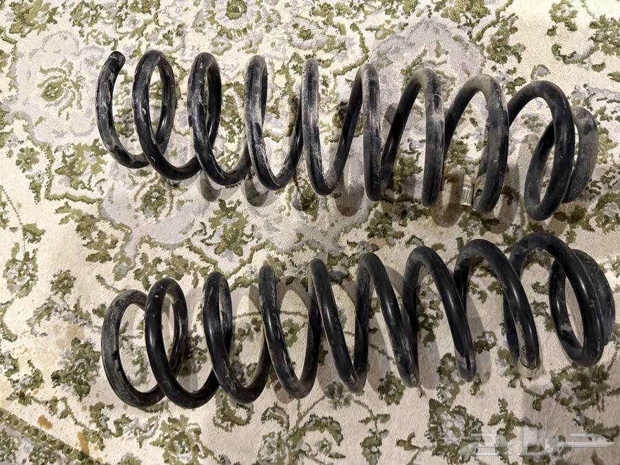 مساعدات جراند شيروكي مع اليايات استعمال بسيط جد ا64305404836738113