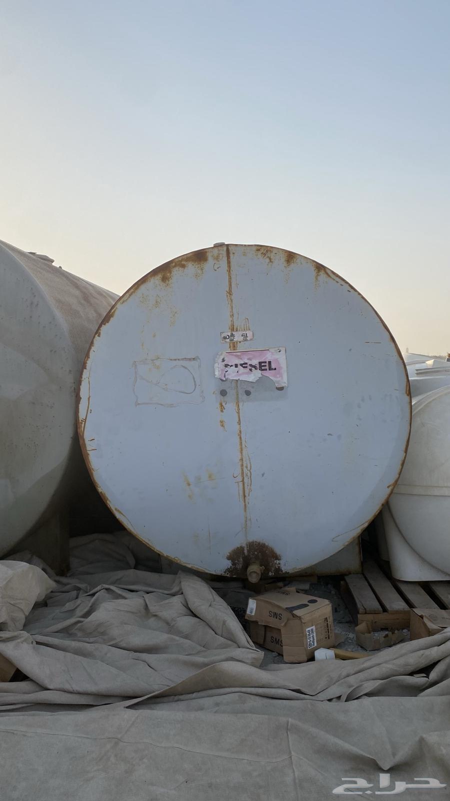 توانك ديزل و غاز و خزانات مويه احجام مختلفة64337604577153112