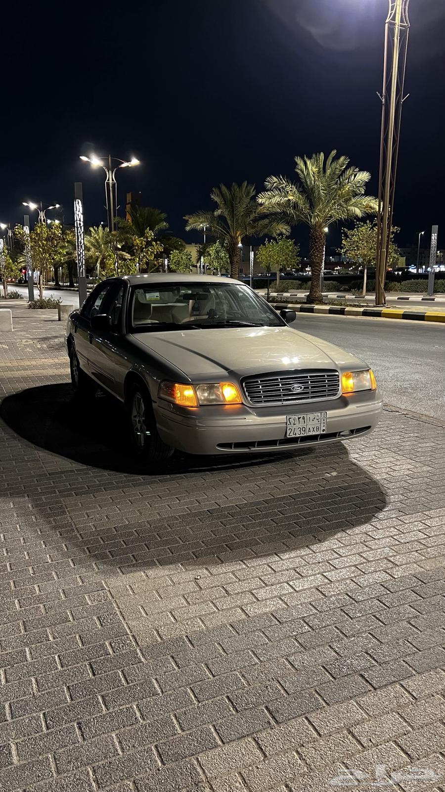 فورد كراون فكتوريا 201164336365577089111