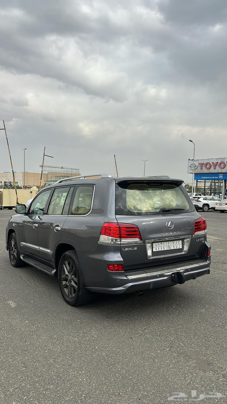 لكزس فل كامل يحمل لوحه مميزه64334613083778114