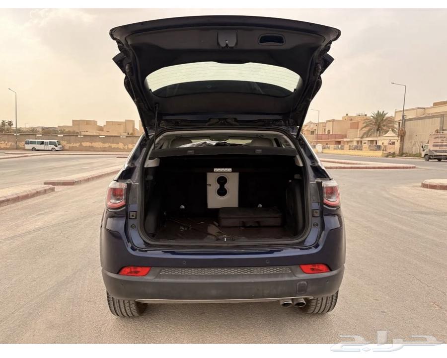 جيب كومباس 202064332621938690111
