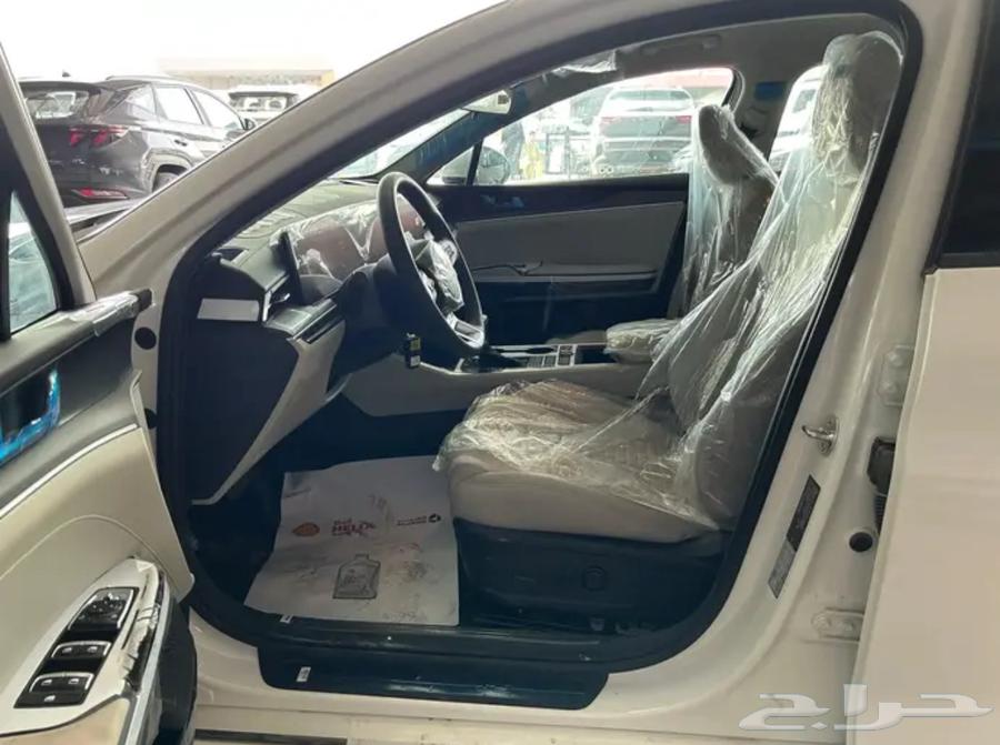 كيا k5 ستاندر 202464330476304899114