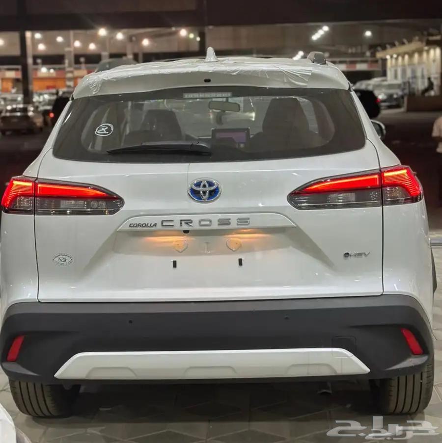 تويوتا كورولا كروس ليمتيد 202564329577447043112
