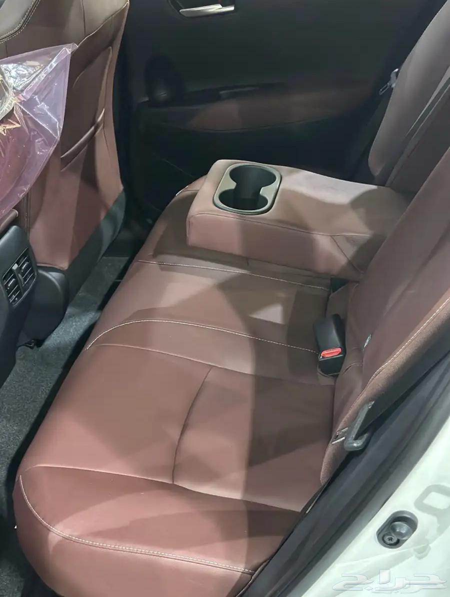 تويوتا كورولا كروس ليمتيد 202564329577447043113