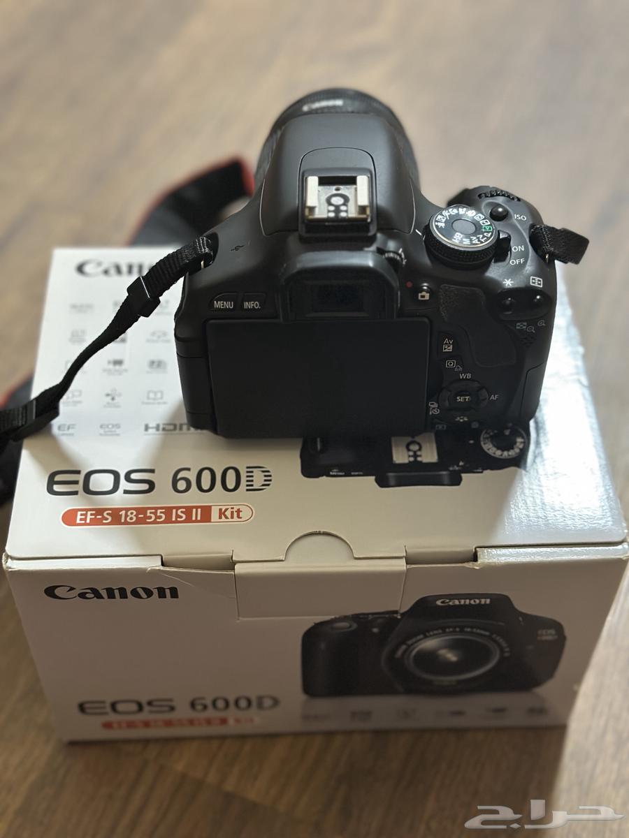Canon EOS 600D Camera64061143642754112