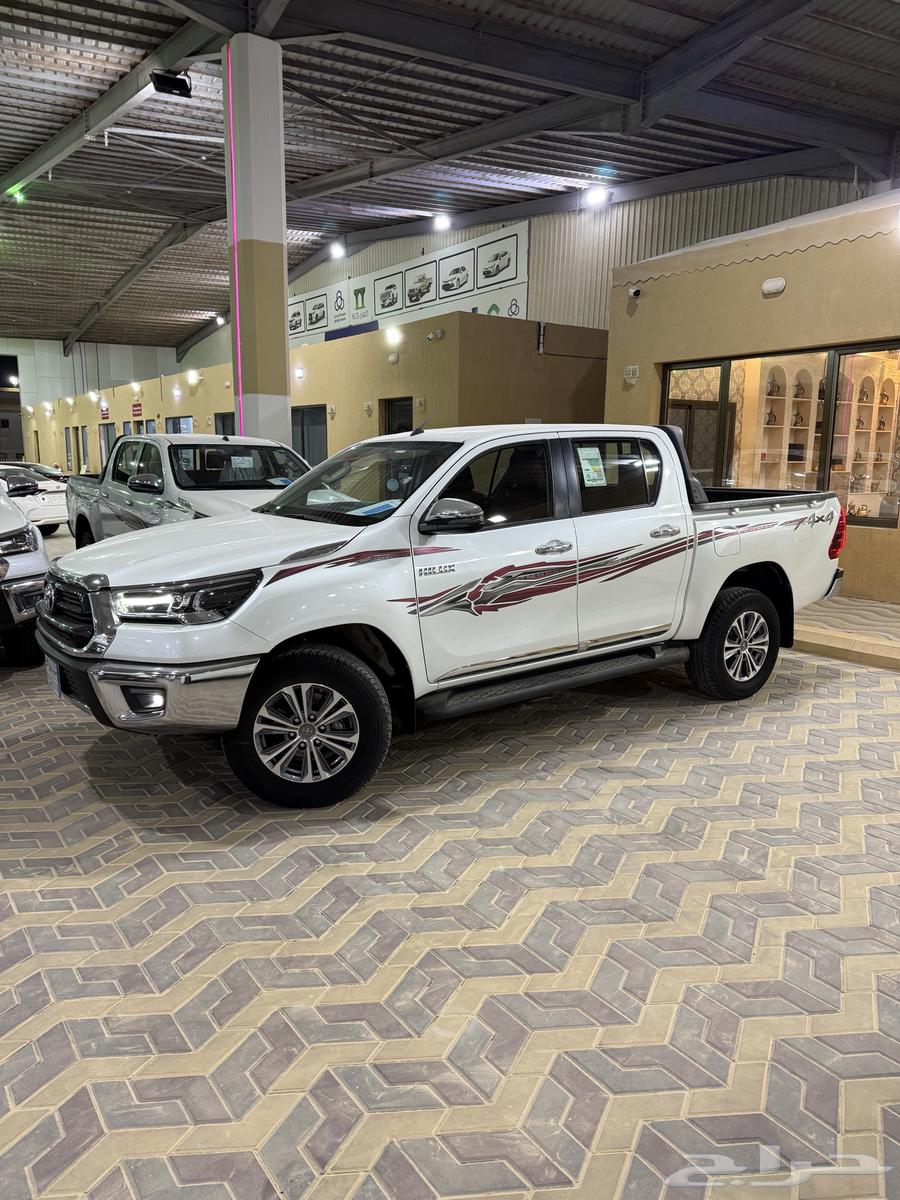 هايلوكس بنزين اتوماتك 2024 شبه جديد ( تم البيع )64330939826817112