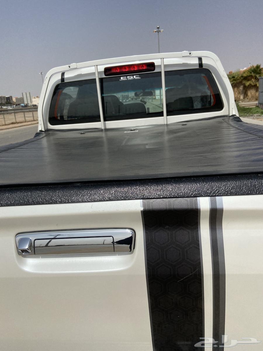 Isuzu 2020 for sale, right side fender and hood replaced. Drives well. 16864336912558082110