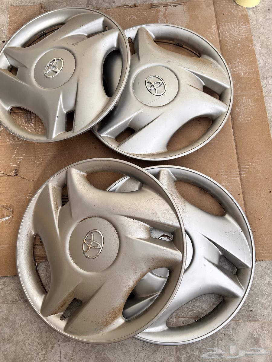 طيس هايلوكس بحاله جديده طقم64328588112258110