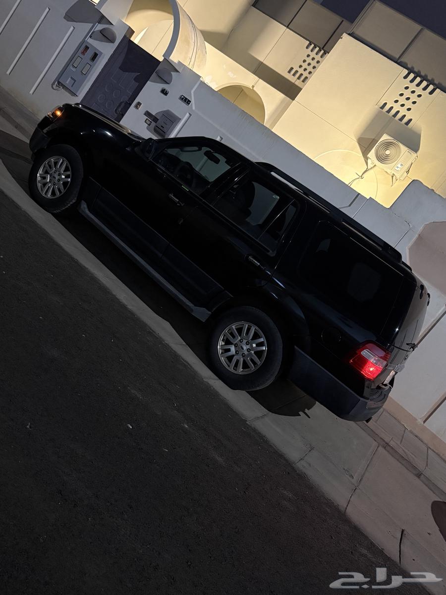 اكسبيديشن قصير 2014 أسود بدي مشروط ممشى خفيف64336064454401111