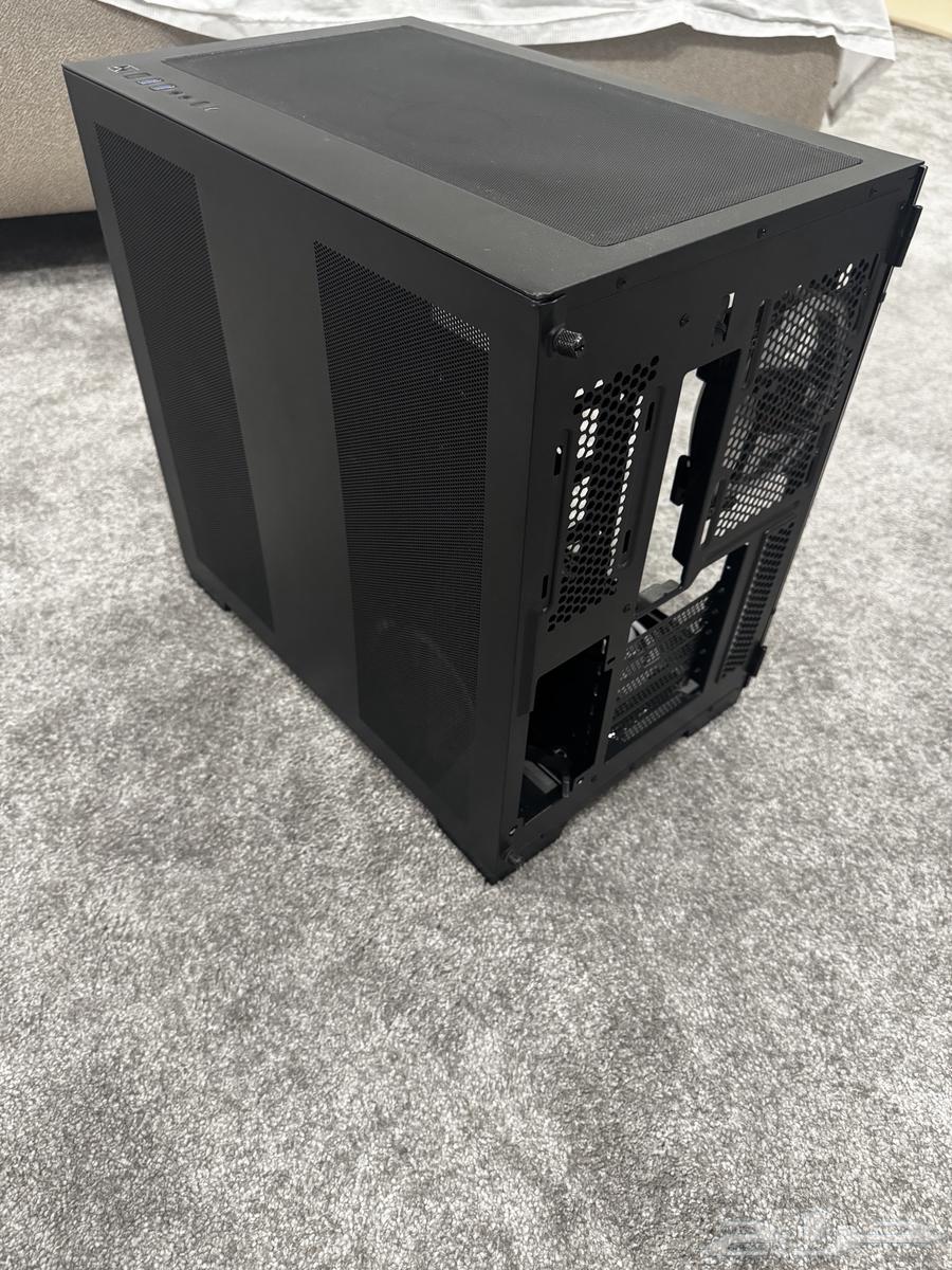 egeira PC case with 7 RGB fans64071379986177113