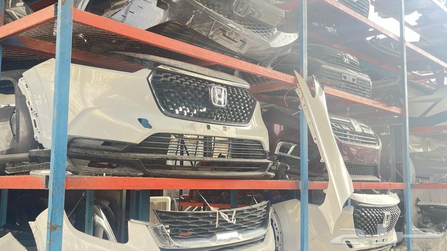 يوجد لدينا جميع قطع تشليح سيارات ..64335877238018111