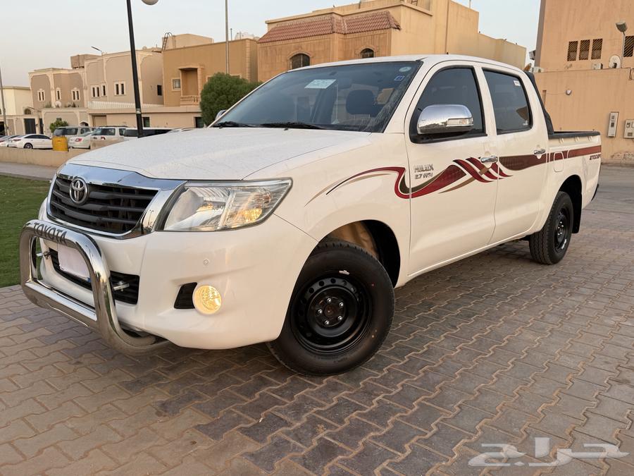 تويوتا هايلوكس 2013 غمارتين سعودي مخزنه نظيفه جدا64328049480321111