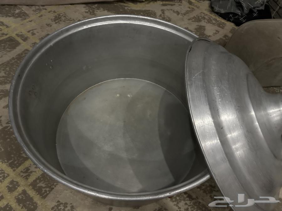 A large pot takes two sacrifices for sale and an electric oven for sale with hot heat64074869816193112