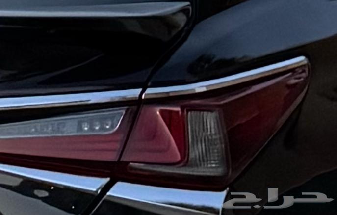 اسطب ركن خلفي يمين لكزسes 202264336692061185110