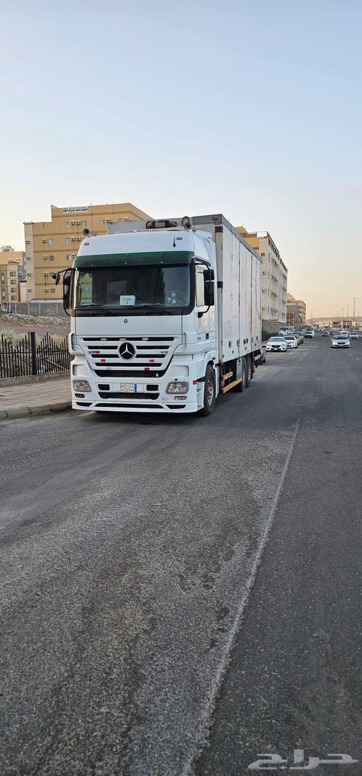 للبيع أكتروس مسكس لوري موديل 200664332304417027112