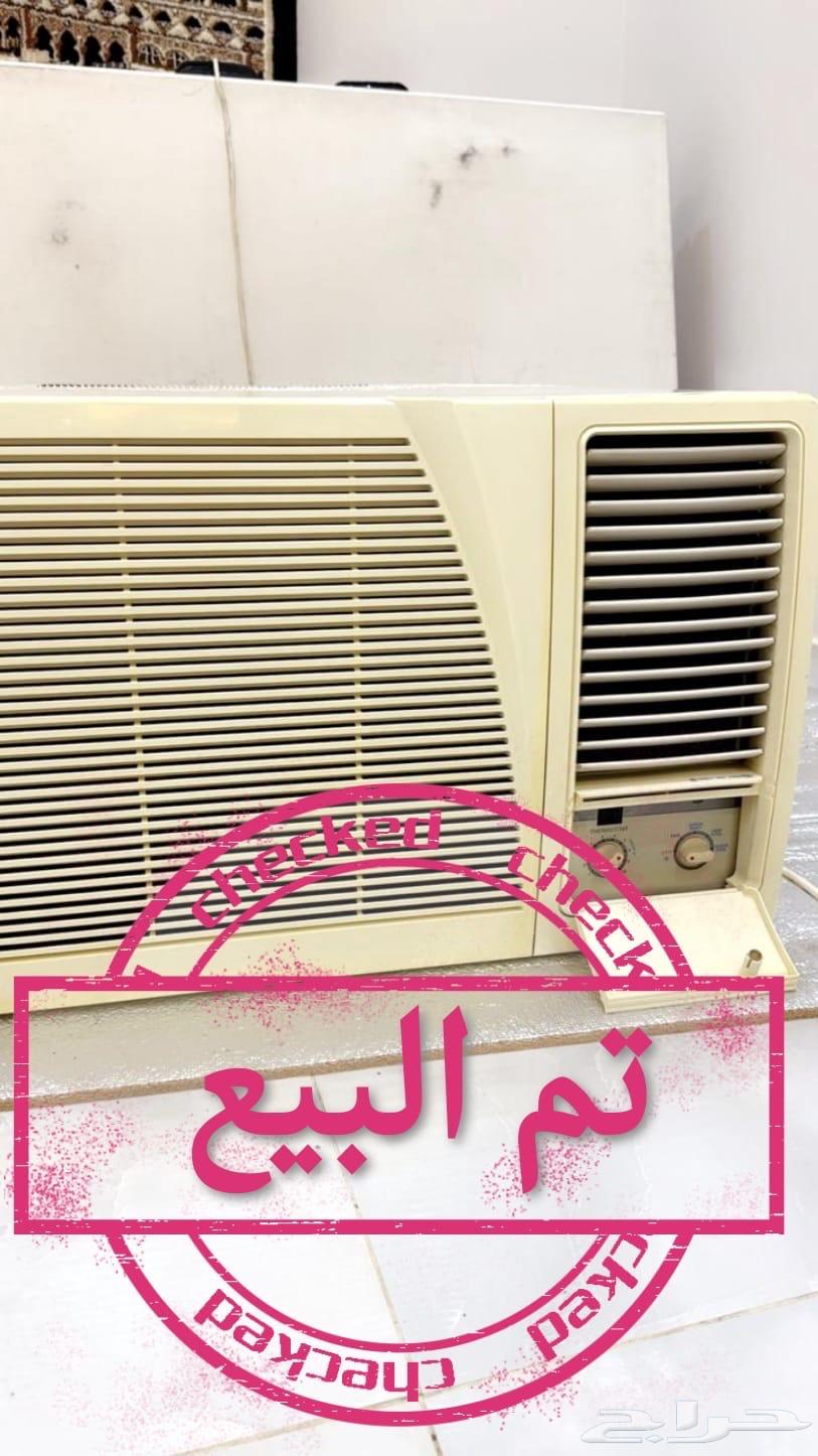 18-unit air conditioner. Clean National64067551816961110