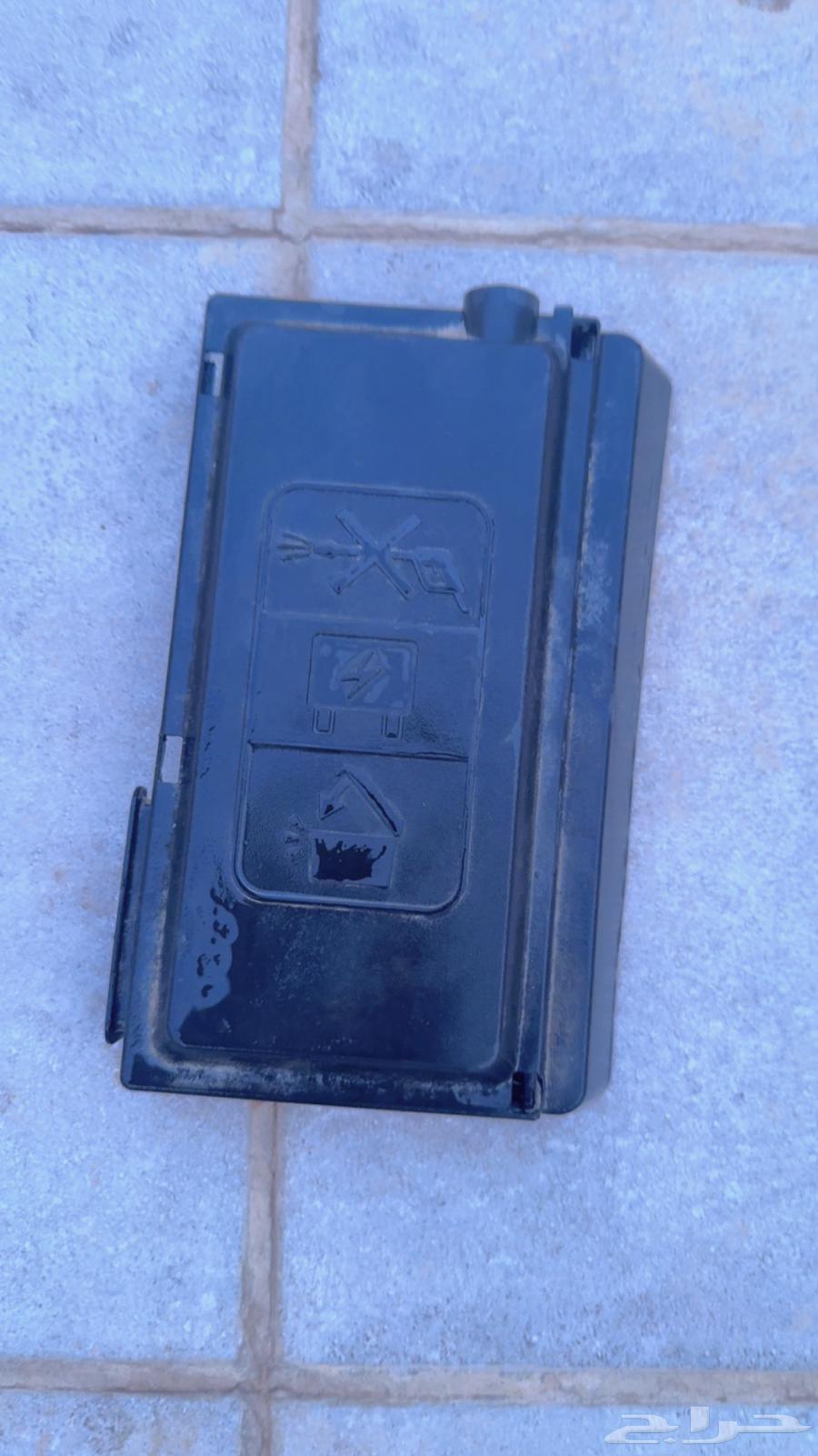 رفرف تاهو 2015 الى 2020 بطانه كشاف وغيرها اصلي وكاله64344168932609114