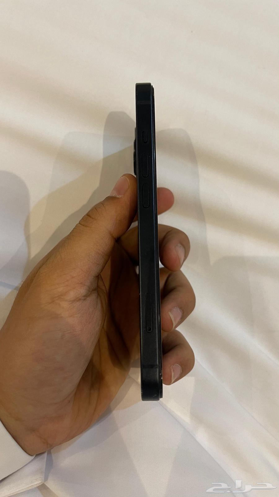 Regular iPhone 1363778971831681112