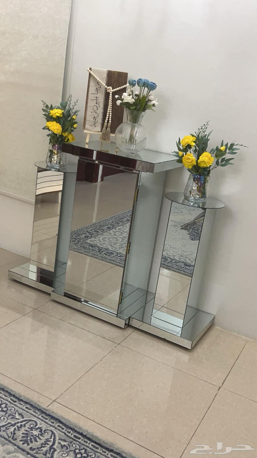 Mirrors entrance reception64417780146817110