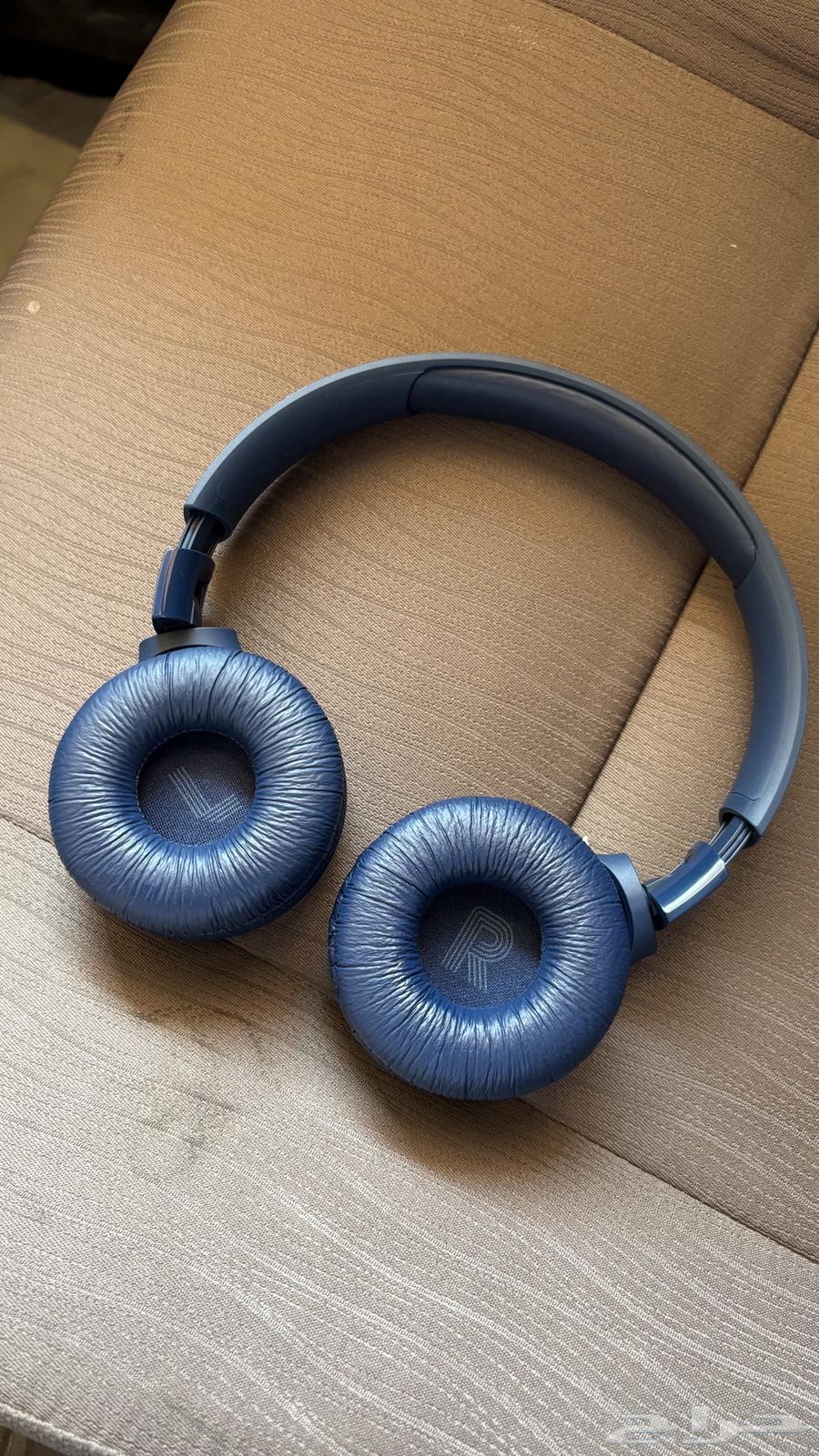 JBLTUNE 520 Bluetooth Headphones64096916582147111