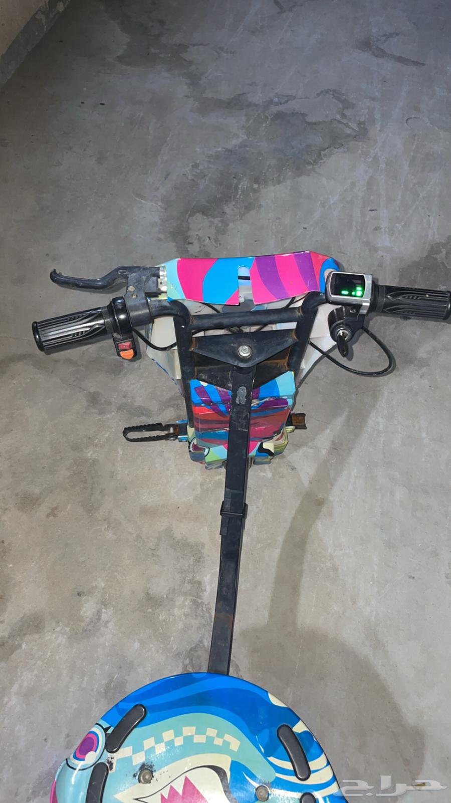 Liquid scooter, only needs a backrest and tires, costs you 3064097036798977110