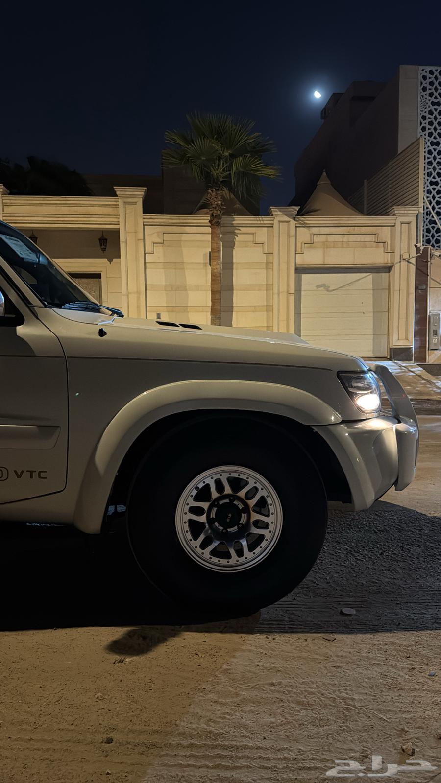 جنوط برجستون واستراليات للفتك64339932599426110