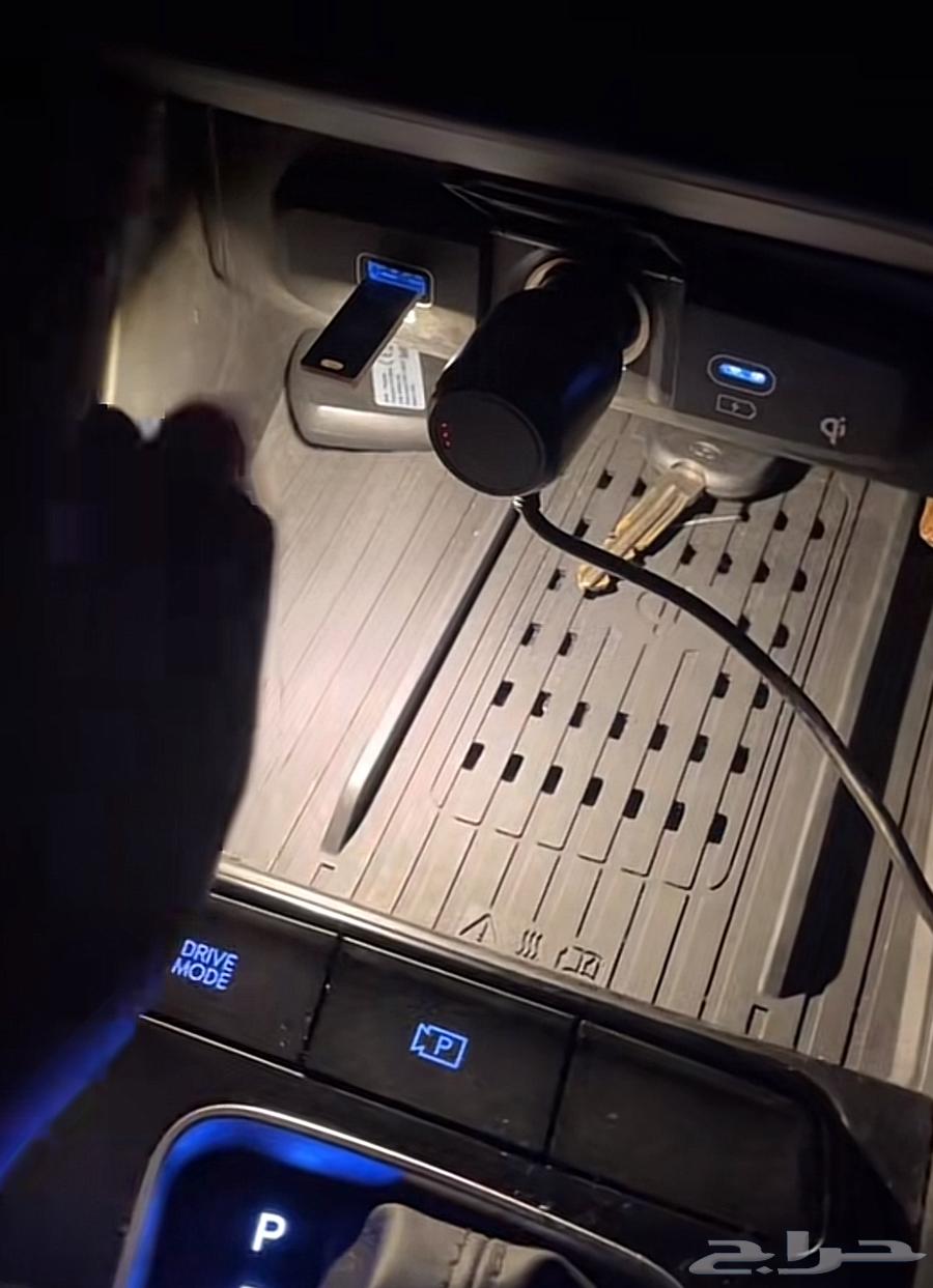 اضاءة USB سهاري لون كريمي64344702240770112