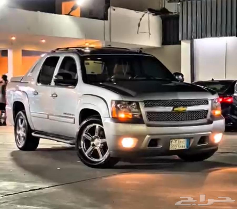 افلانش 2011 LTZ خلفيه اسكاليد64341176076418110