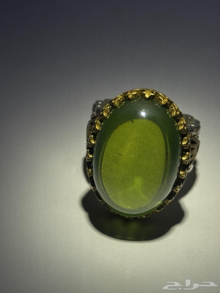 Green Ruby with Certificate64096785914882112