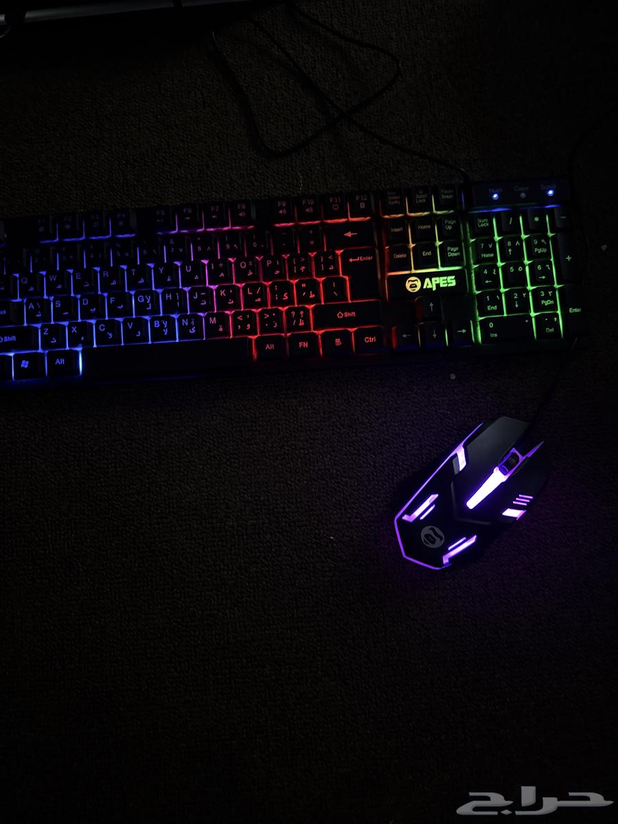 Gaming wired keyboard mouse used for two days with its original box and bag new64097033791747111