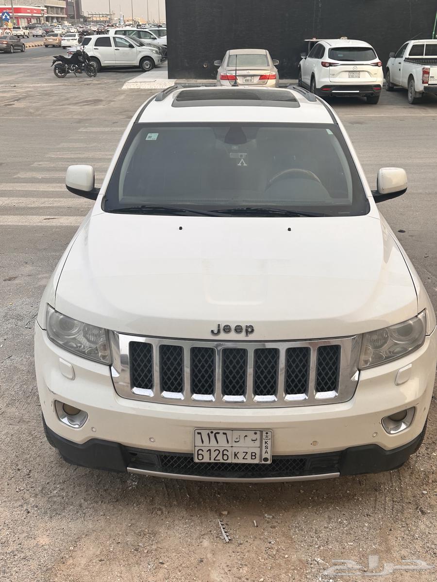 جيب جراند شيروكي 2012 اعلي فئة64346133558274110