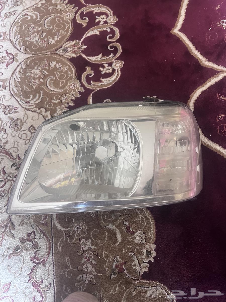 Two front left D2S headlights64339151574787110