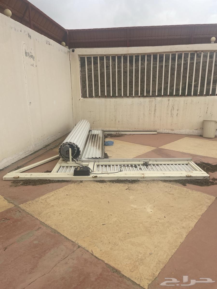 Garage with machine for sale64096790411138110