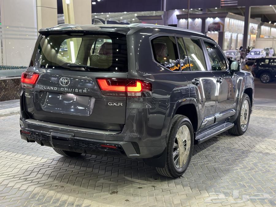 تويوتا لاندكروزر الموديل2025 فل كامل وارد الكويت عرض خاص64344093951874114